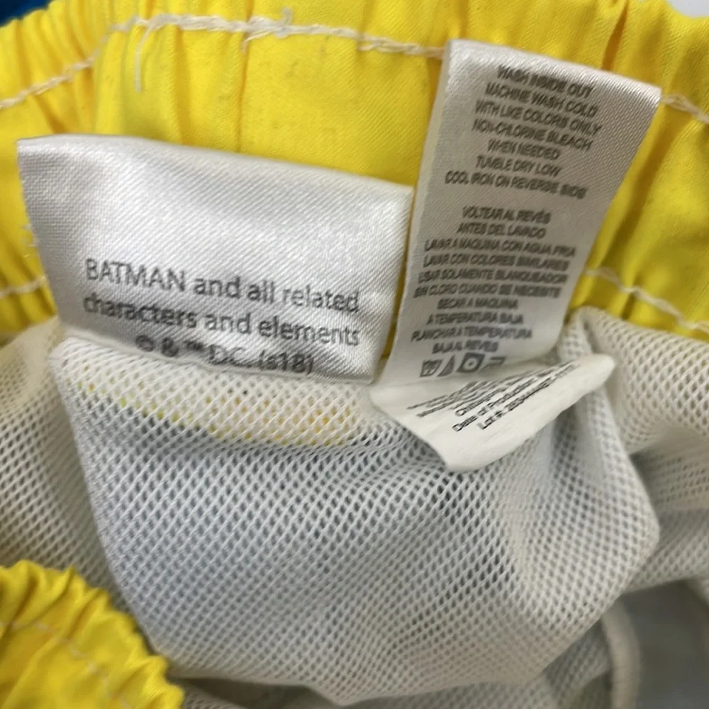 DC comics Batman swim trunks 3t - Picture 4 of 4